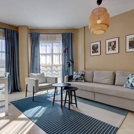 053 - Two Bed Mijas Golf Apartment In Popular Matchroom Golf Club Fuengirola Bagian luar foto