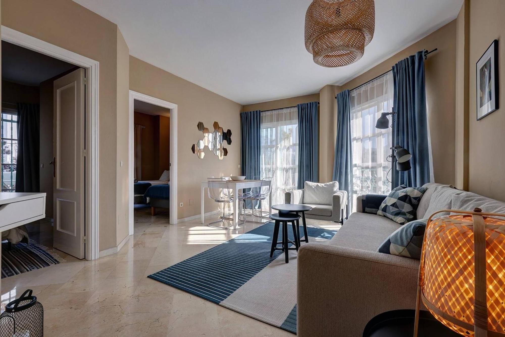 053 - Two Bed Mijas Golf Apartment In Popular Matchroom Golf Club Fuengirola Bagian luar foto