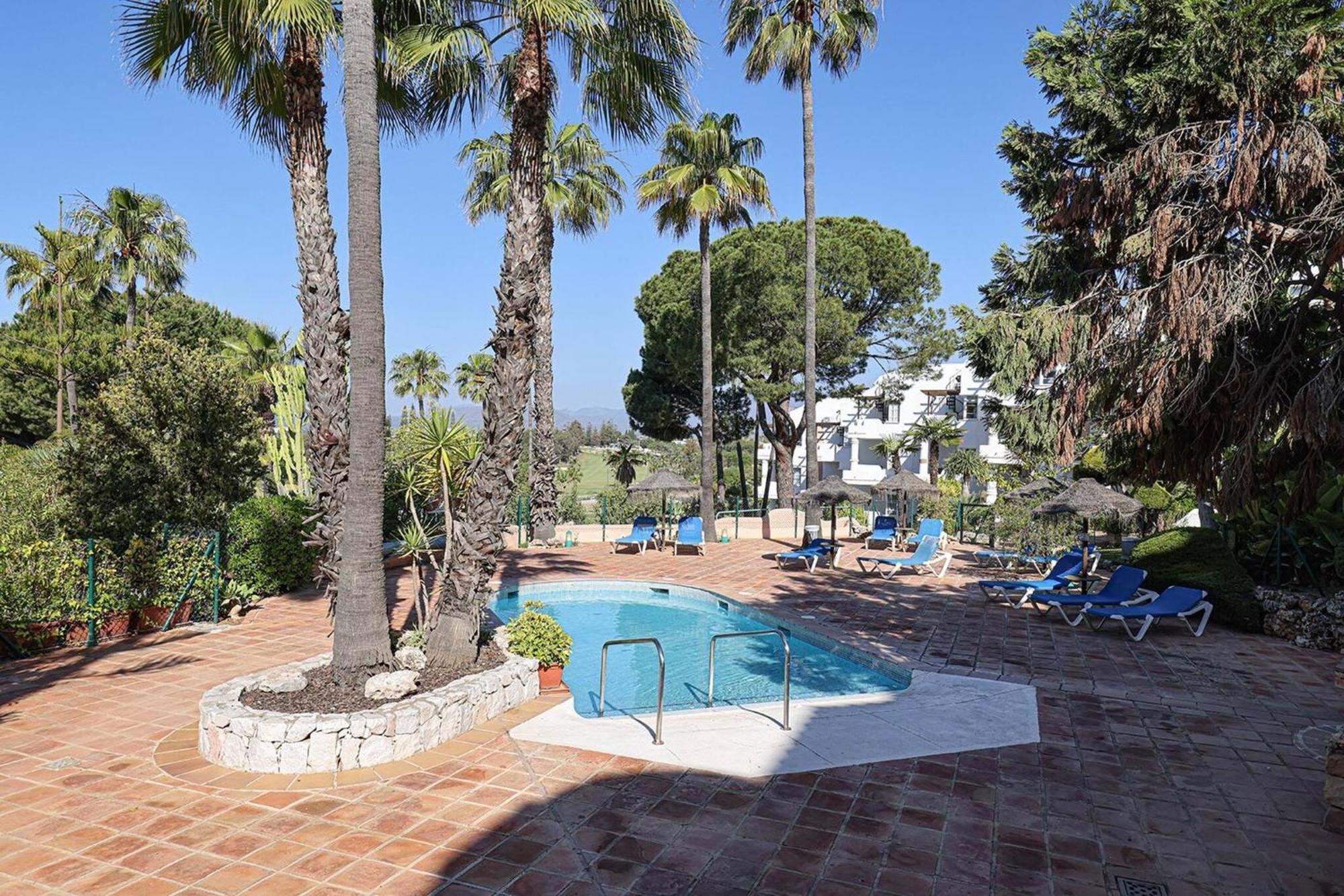 053 - Two Bed Mijas Golf Apartment In Popular Matchroom Golf Club Fuengirola Bagian luar foto